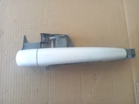 Дръжка врата задна дясна външна Пежо 5008 (б)