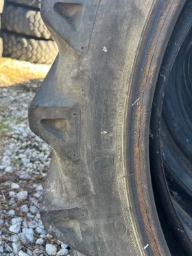 Гуми, снимка 3