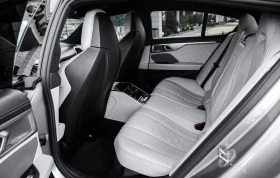 BMW M8 Competition xDrive, снимка 7