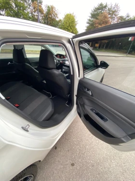 Peugeot 308, снимка 11