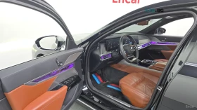 BMW 740 * PURE EXCELLENCE* THEATRE SCREEN* МАСАЖИ* FULL* , снимка 9