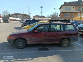 Opel Astra Комби, снимка 3