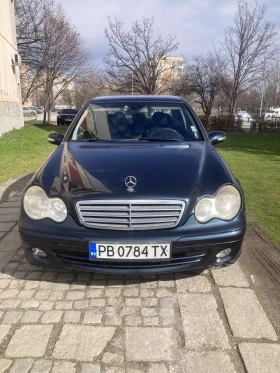 Mercedes-Benz C 180 Komoressor Фейслифт Седан, снимка 5 - Автомобили и джипове - 53613655