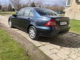 Mercedes-Benz C 180 Komoressor Фейслифт Седан, снимка 4 - Автомобили и джипове - 53613655