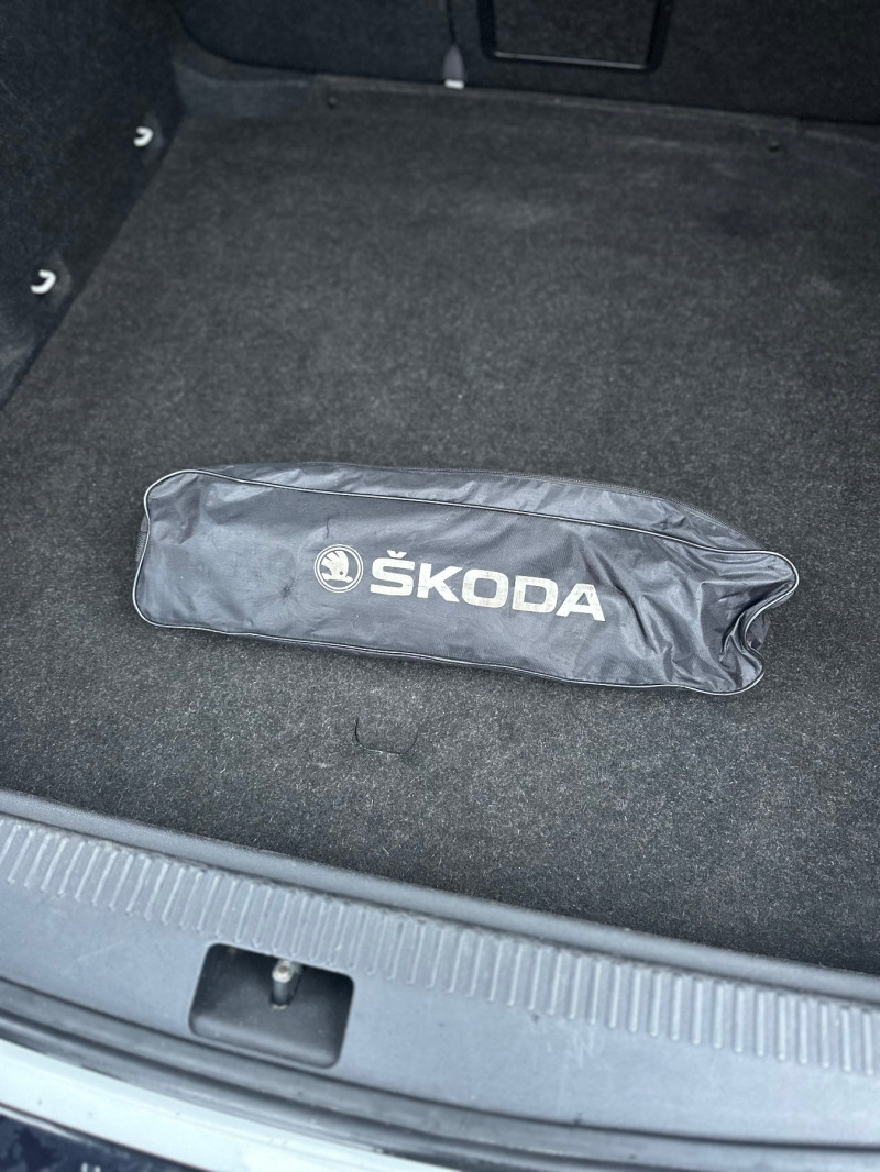 Skoda Octavia, снимка 11 - Автомобили и джипове - 46305578