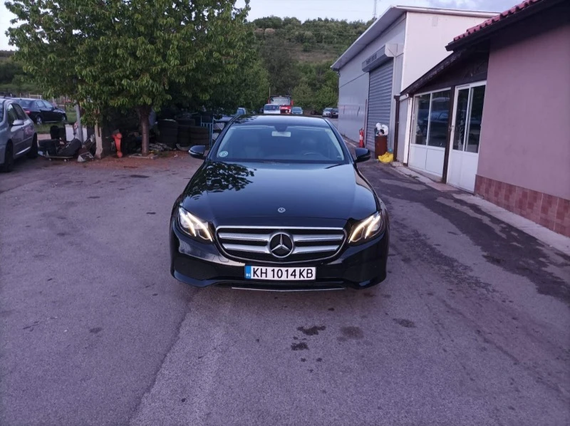 Mercedes-Benz E 200 E200, снимка 1 - Автомобили и джипове - 46355190