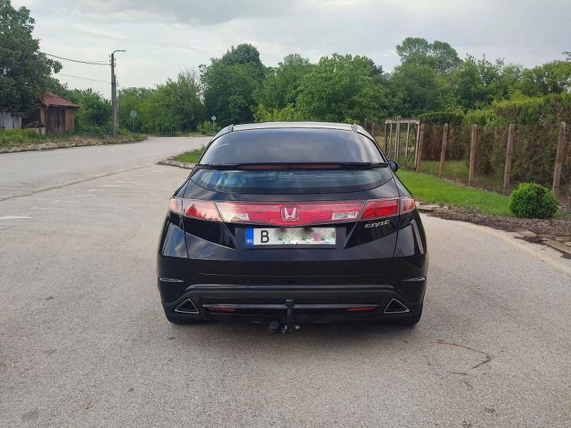 Honda Civic 1.8 i-vtec / Type S / LPG, снимка 4 - Автомобили и джипове - 47805980