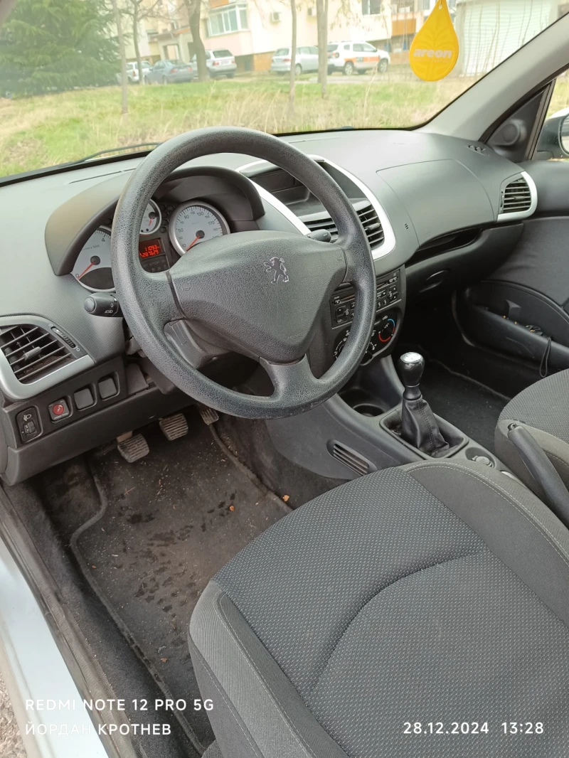 Peugeot 206 1.4hdi, снимка 7 - Автомобили и джипове - 48479914