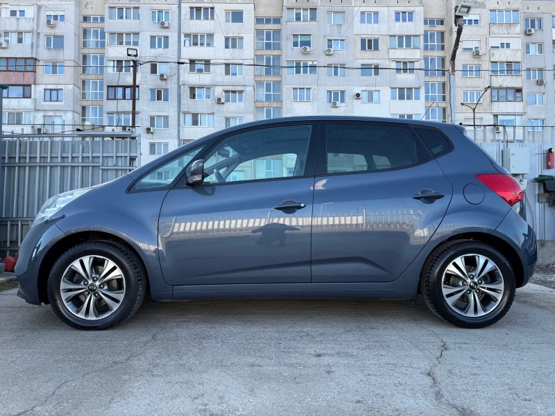 Kia Venga 1.4* ГАЗ* FACELIFT* 2015год.* * * , снимка 3 - Автомобили и джипове - 48848780