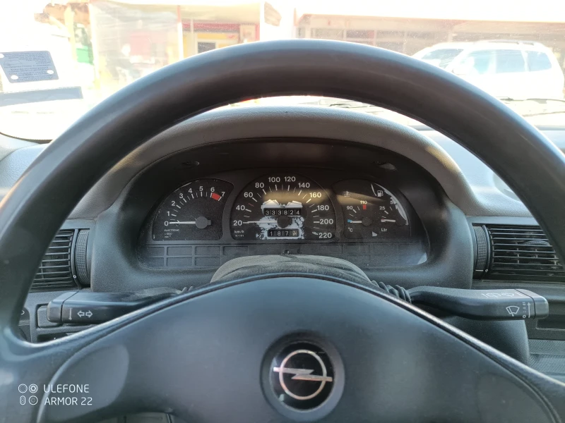 Opel Astra Комби, снимка 7 - Автомобили и джипове - 49500643