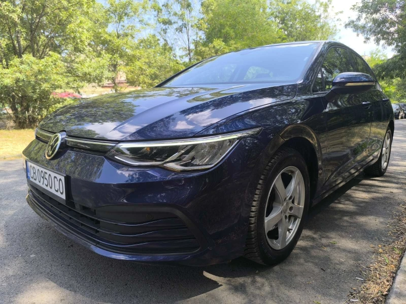 VW Golf Golf VIII Lim. Life, снимка 2 - Автомобили и джипове - 52556394