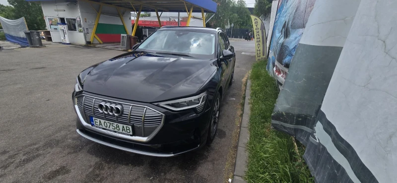 Audi E-Tron  55 Technic , matrix,  Quattro, снимка 2 - Автомобили и джипове - 51933424