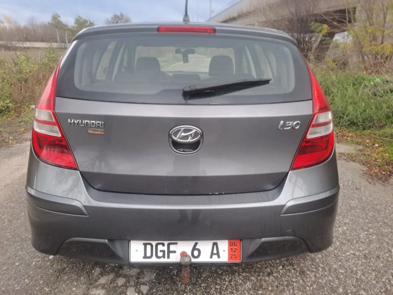 Hyundai I30 1.4i, снимка 3 - Автомобили и джипове - 52494454