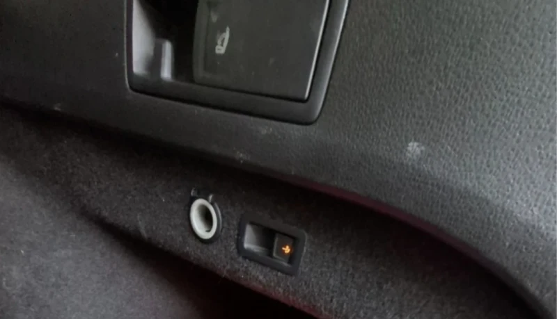 VW Passat 2.0 TDI  4 MOTION, снимка 9 - Автомобили и джипове - 52978787