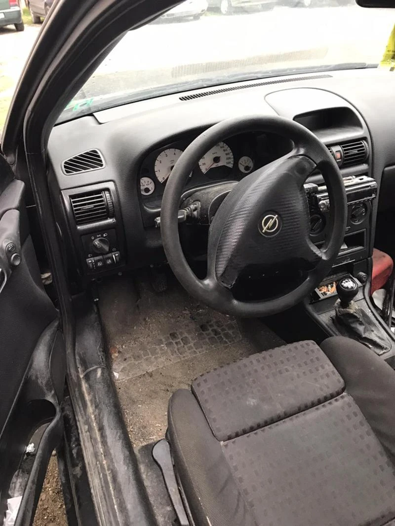 Opel Astra 1.6, снимка 5 - Автомобили и джипове - 30961322