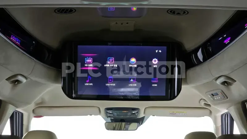 Kia Carnival 2.2CRDI, снимка 11 - Автомобили и джипове - 54331134