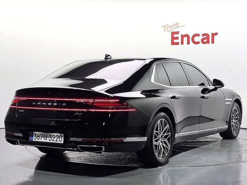 Genesis G90 3.5 Automatic, снимка 3 - Автомобили и джипове - 55606190
