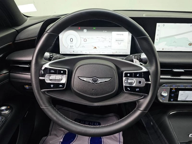 Genesis G90 3.5 Automatic, снимка 8 - Автомобили и джипове - 55606190