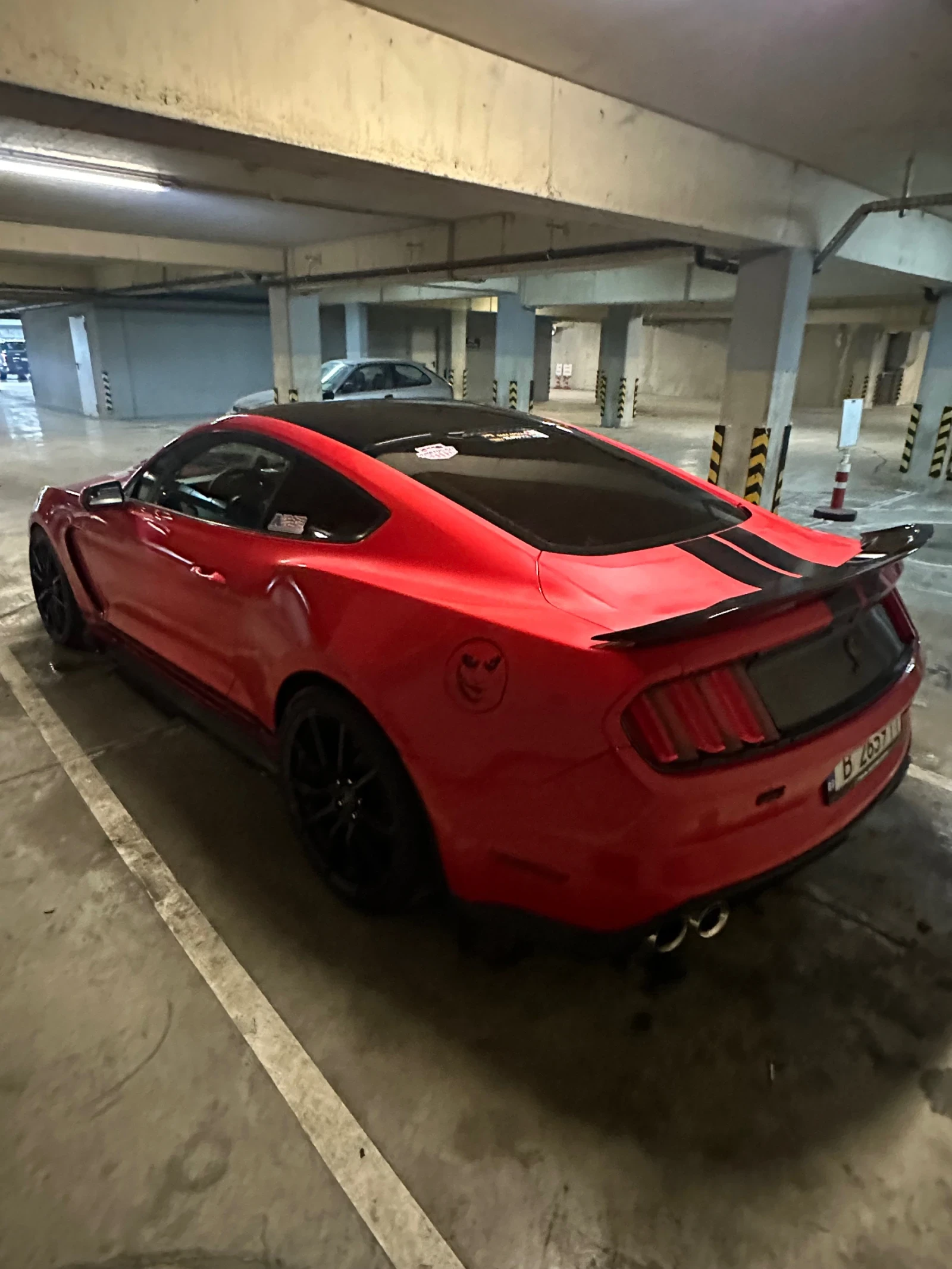 Ford Mustang  - изображение 4