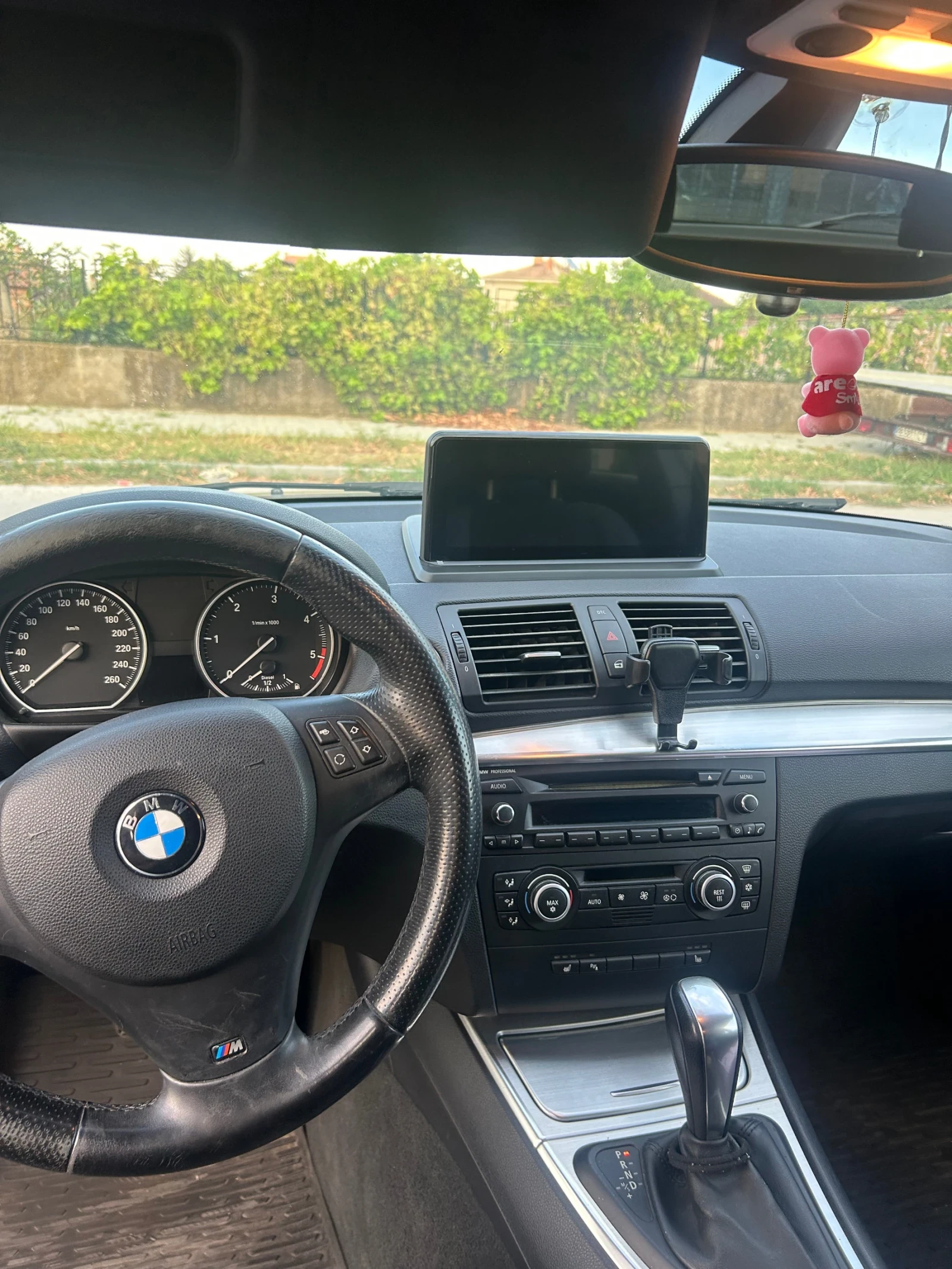BMW 120  - изображение 8