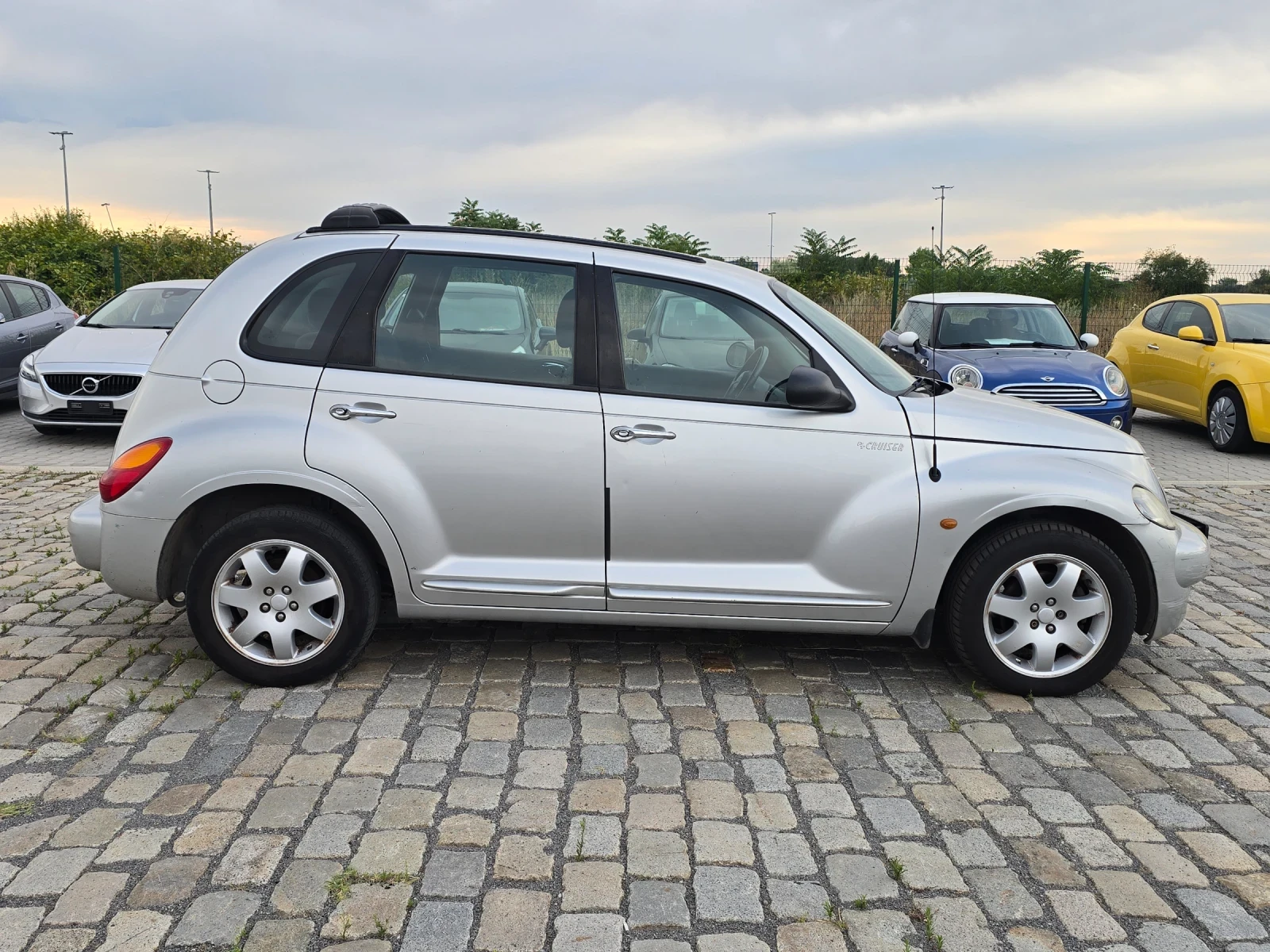 Chrysler Pt cruiser 1.6i 116кс Много Запазен Италия  - изображение 4