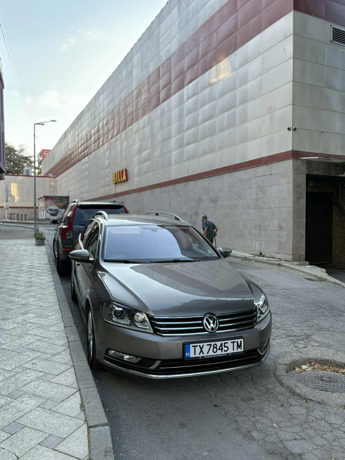 VW Passat Highline B7 2.0 TDI 140 коня - изображение 5