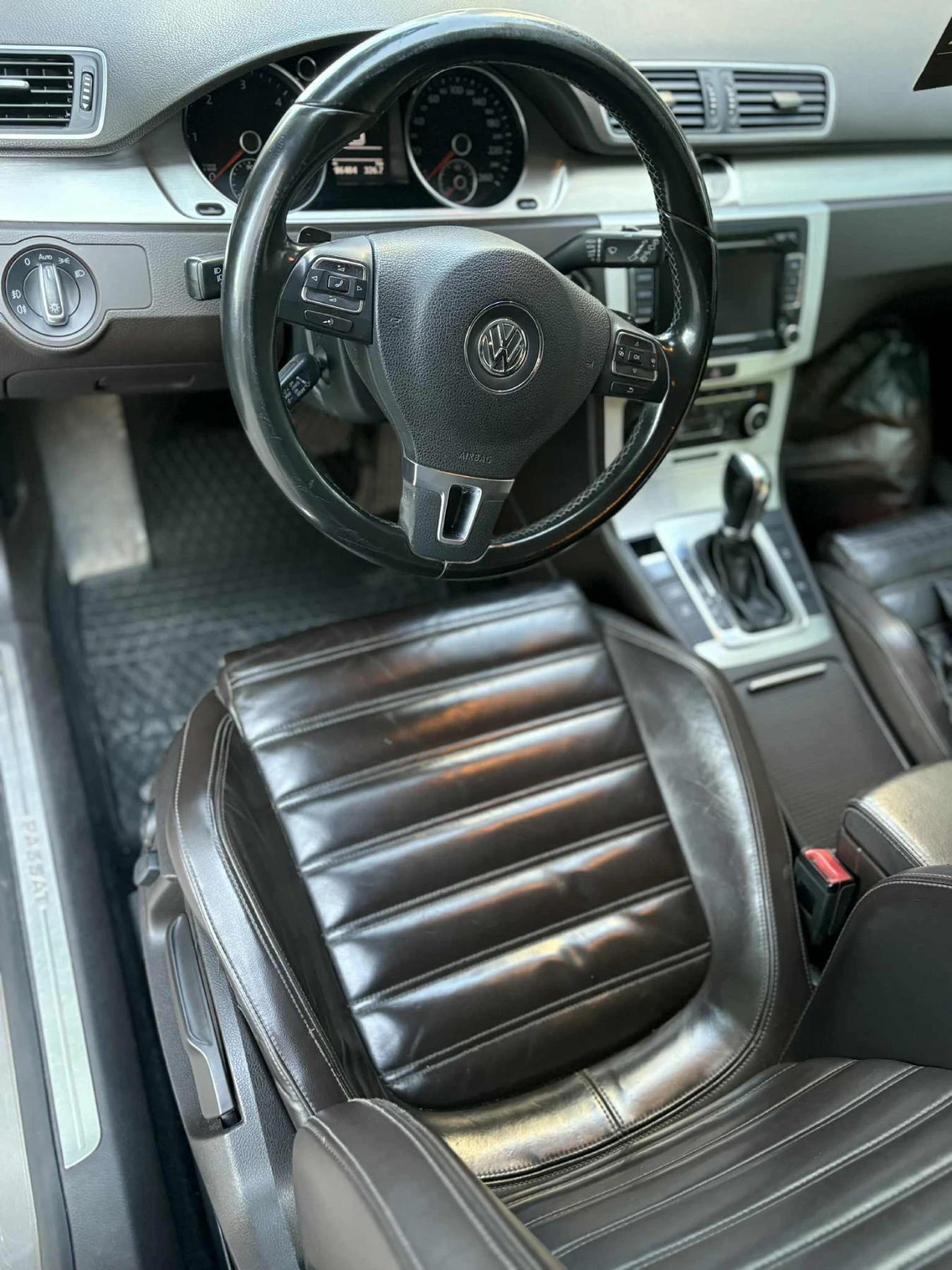 VW Passat Highline B7 2.0 TDI 140 коня - изображение 6