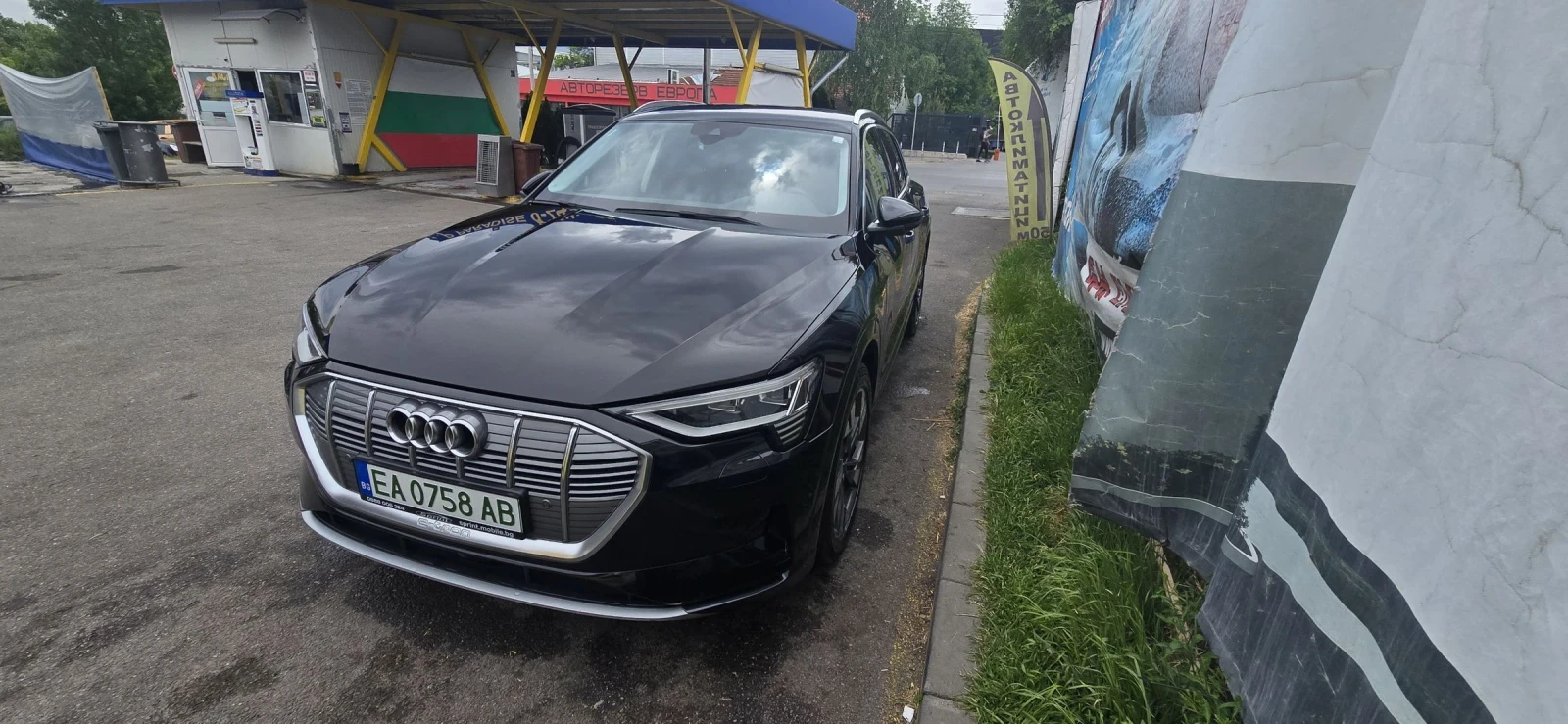 Audi E-Tron  55 Technic , matrix,  Quattro | Mobile.bg   2