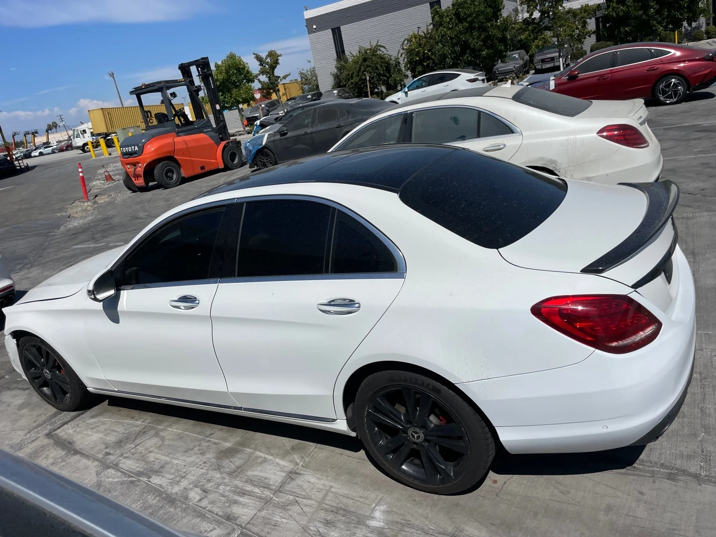 Mercedes-Benz C 300  - изображение 6