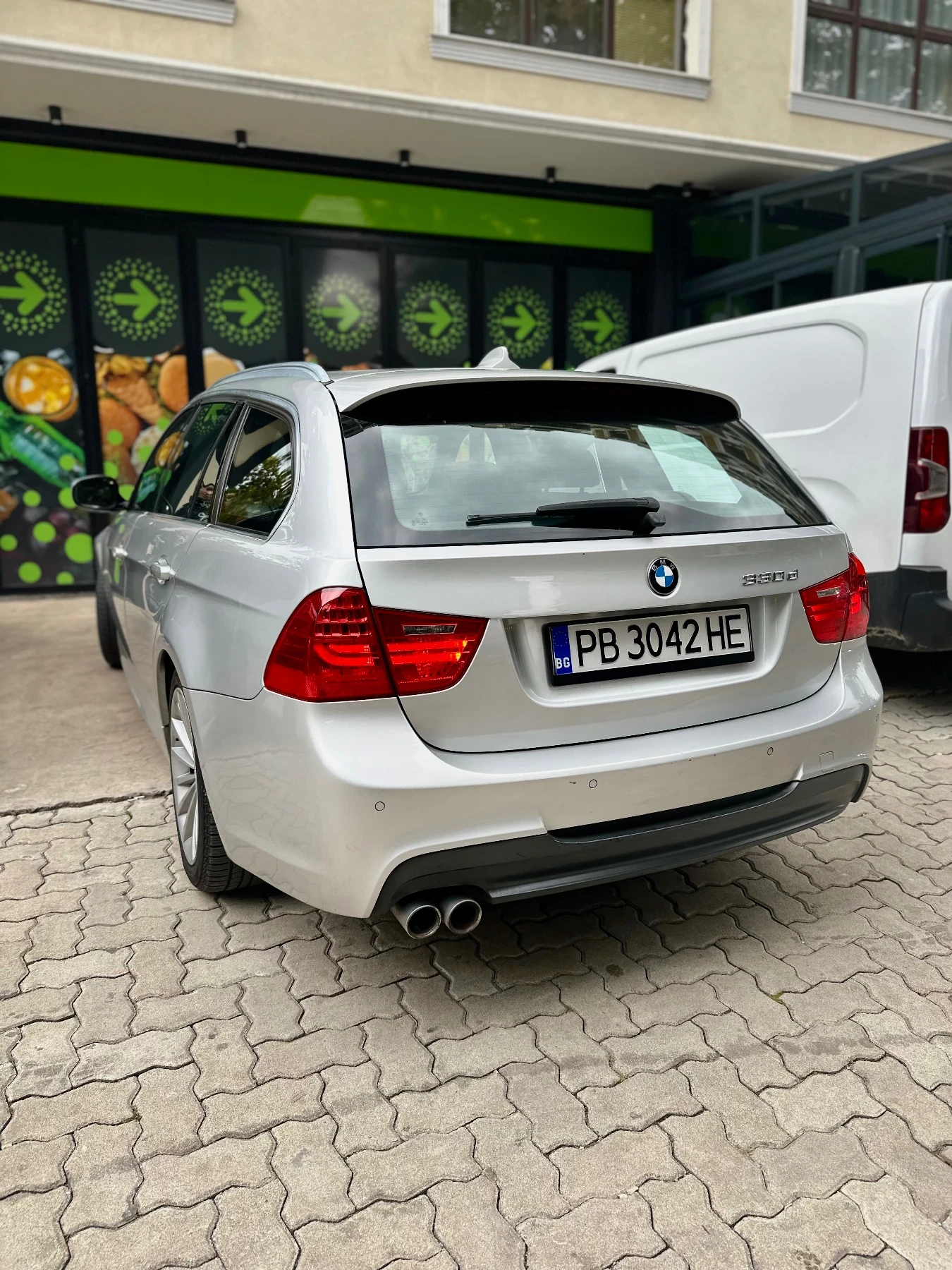 BMW 330 E91 Facelift - изображение 5