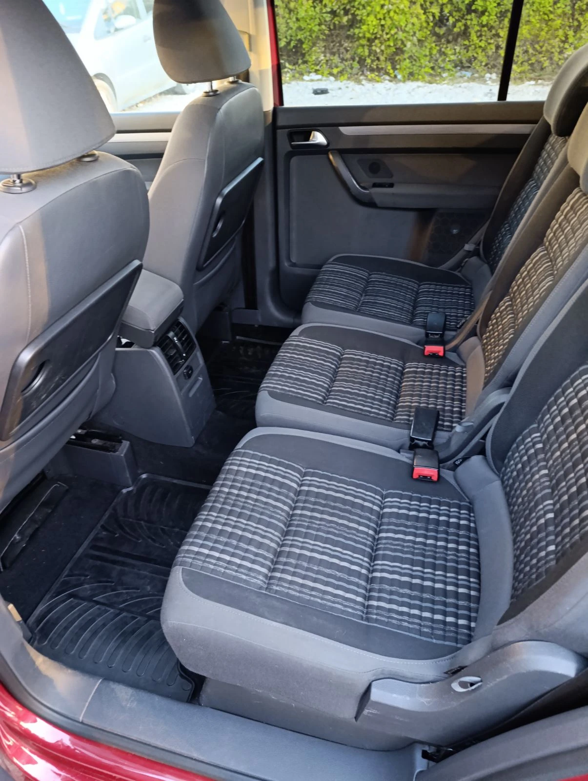 VW Touran Cross - изображение 10