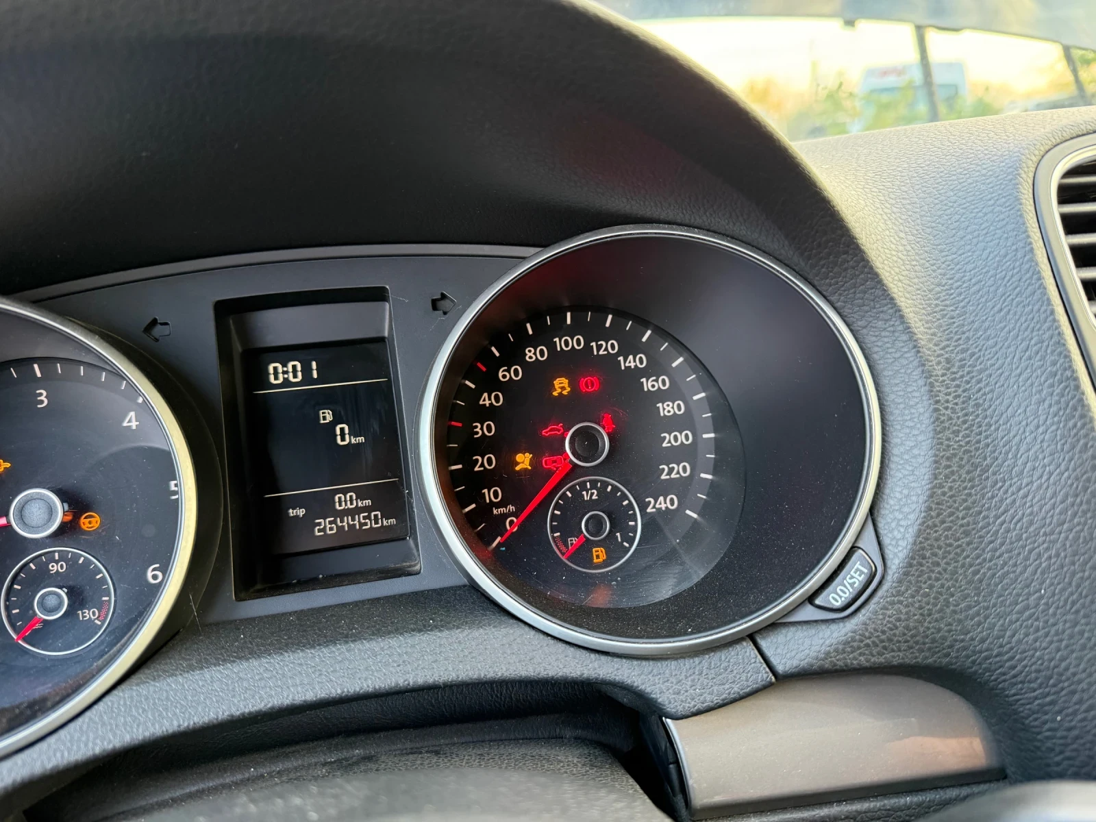 VW Golf 1.6 тди - изображение 10