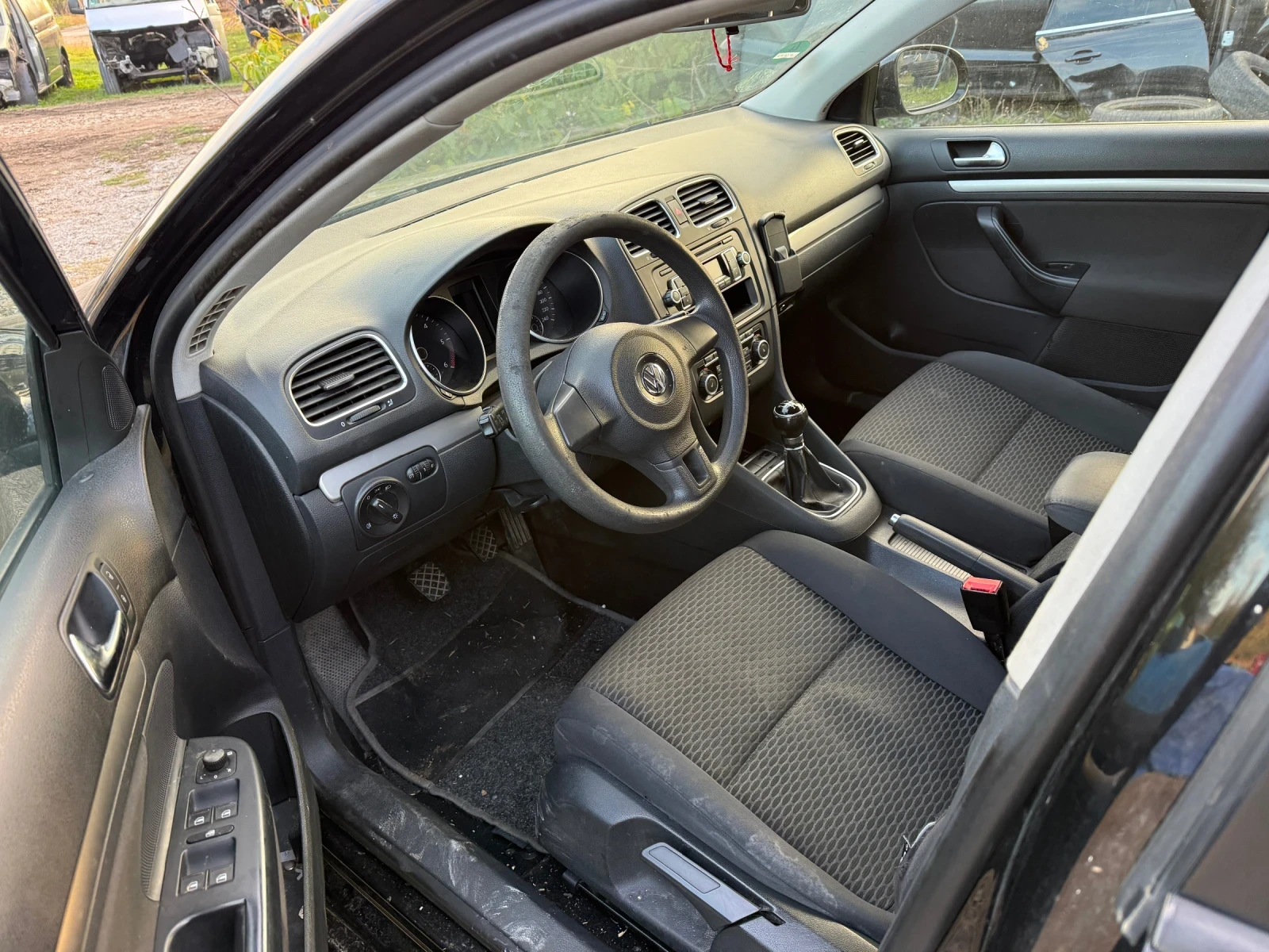 VW Golf 1.6 тди - изображение 6