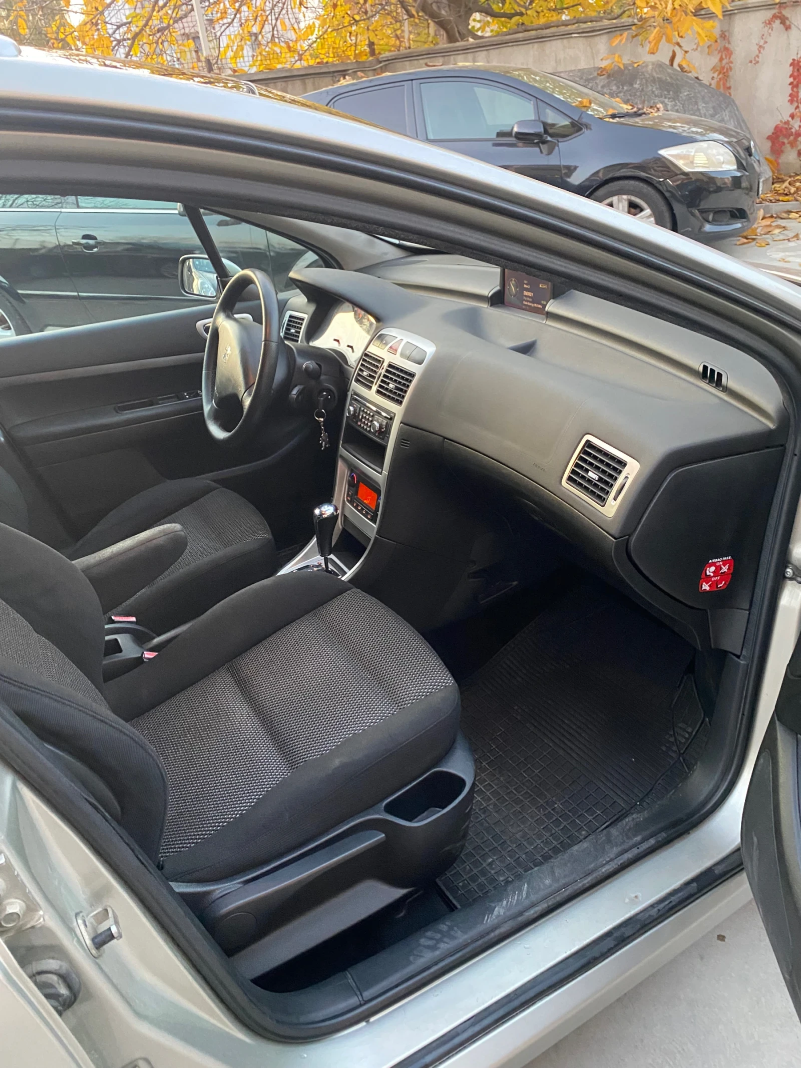 Peugeot 307 SW - изображение 6