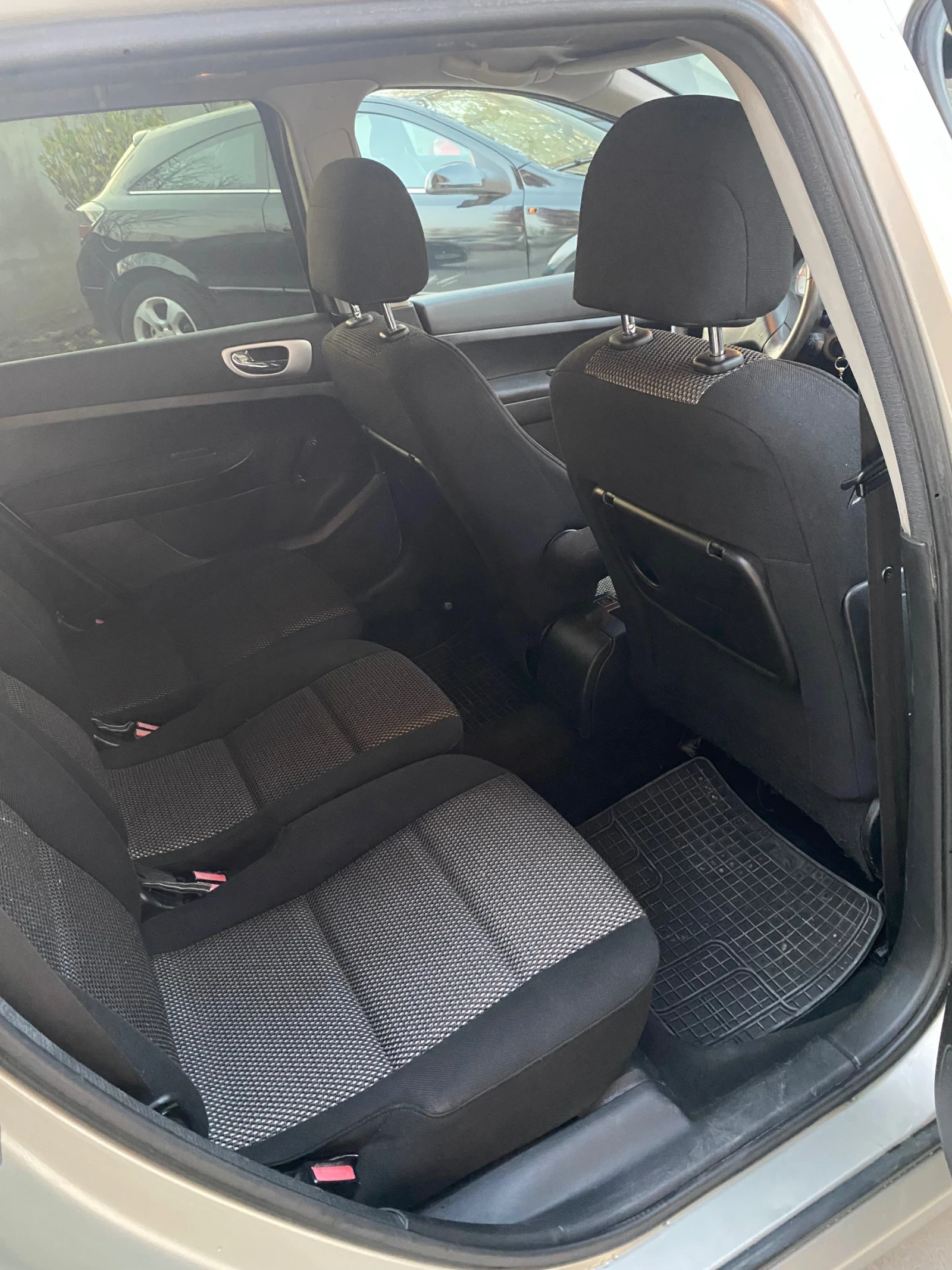 Peugeot 307 SW - изображение 10