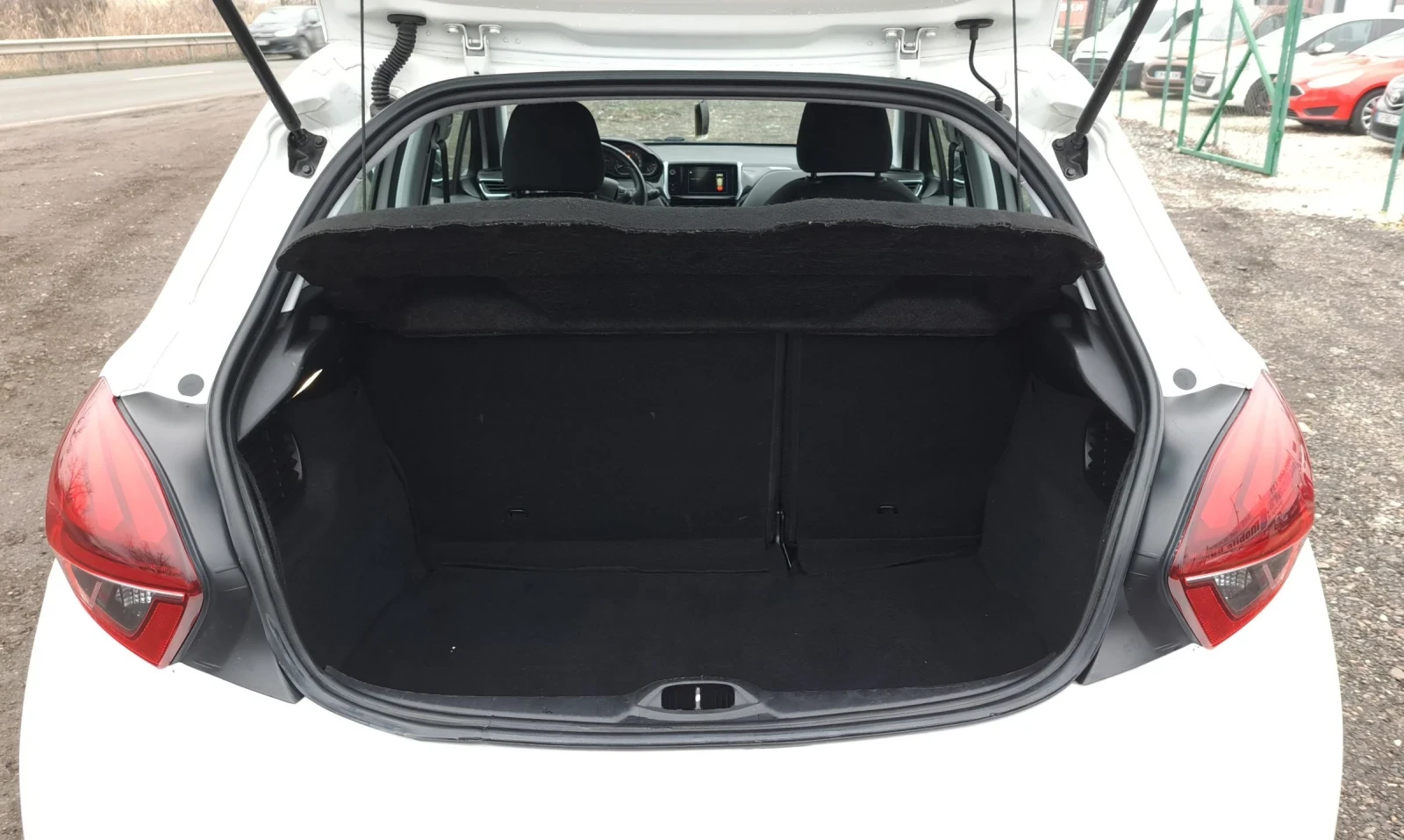 Peugeot 208 1.6 BLUE HDI | Mobile.bg � ����������� 14