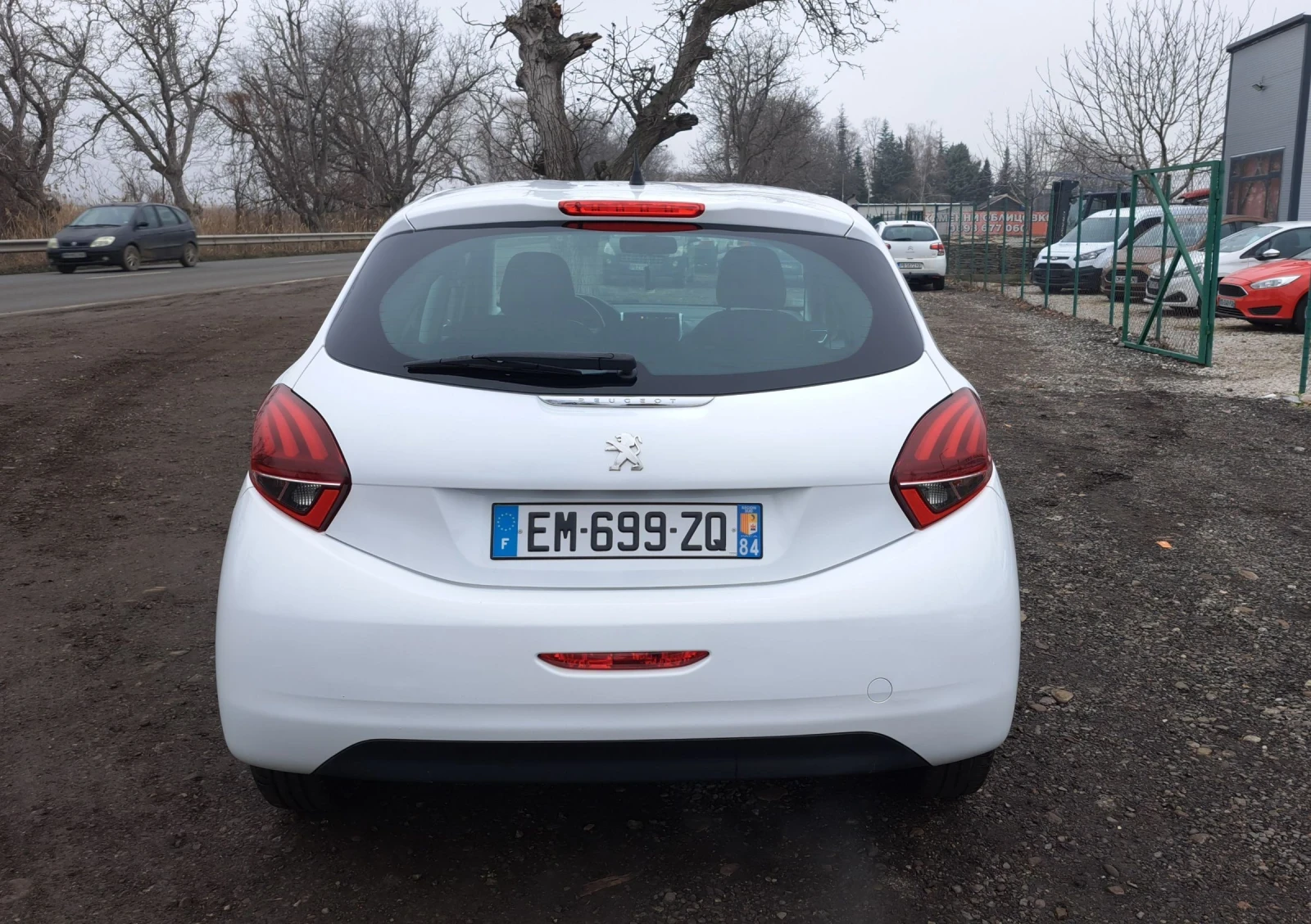 Peugeot 208 1.6 BLUE HDI | Mobile.bg � ����������� 5
