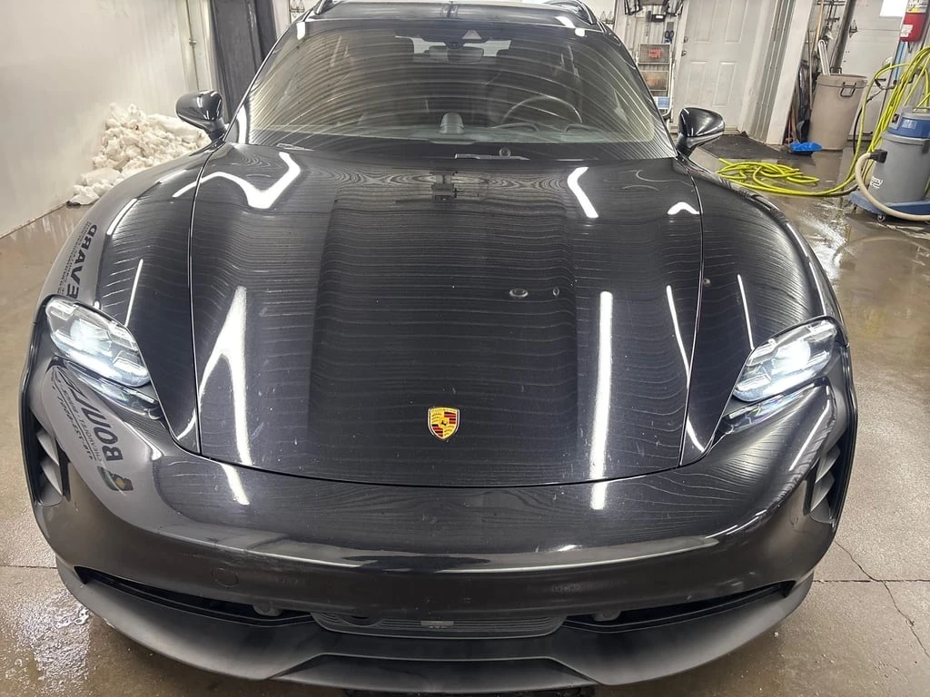 Porsche Taycan  GTS / CARFAX / BOSE / 360 / ОБДУХВАНЕ / - изображение 6