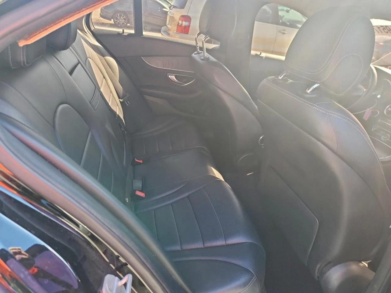 Mercedes-Benz C 300  - изображение 10