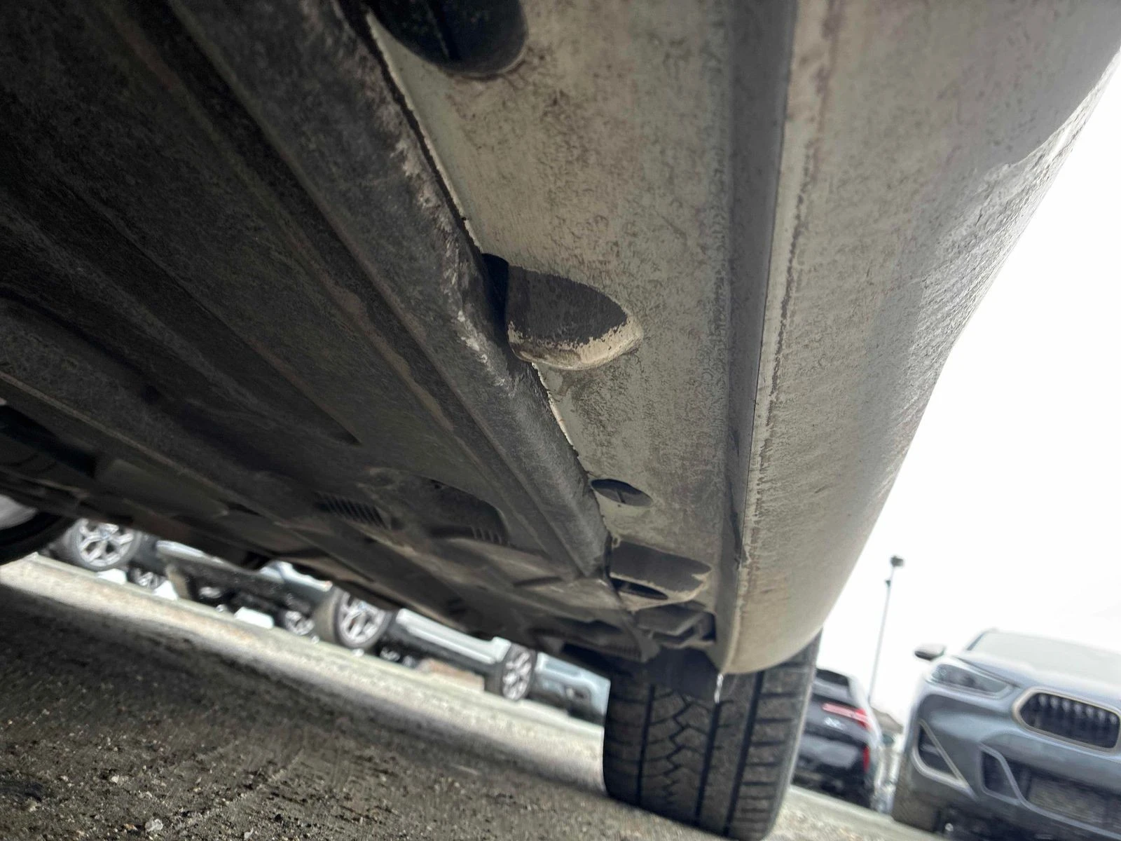 Mercedes-Benz E 400 РЕГИСТРАЦИЯ & ОБСЛУЖВАНЕ, снимка 11 - Автомобили и джипове - 54156127