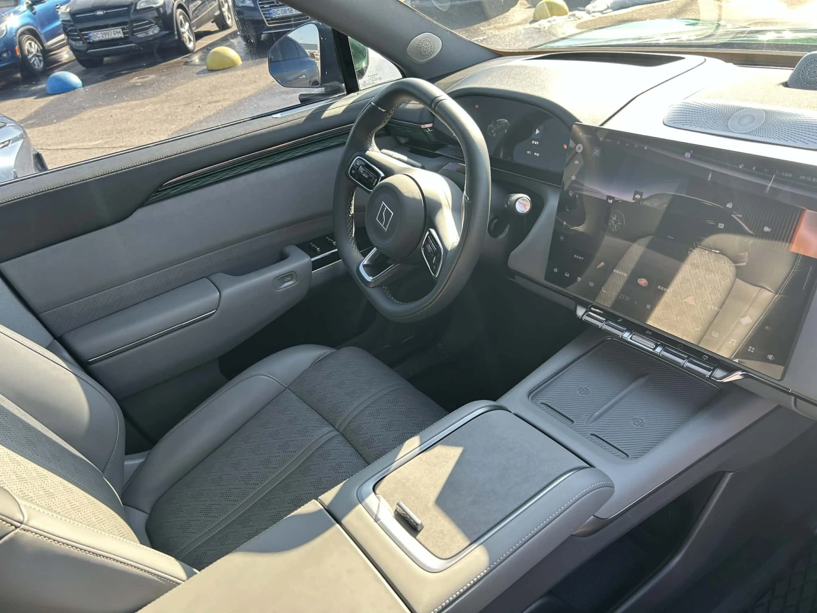 Zeekr 7X, снимка 8 - Автомобили и джипове - 54220821