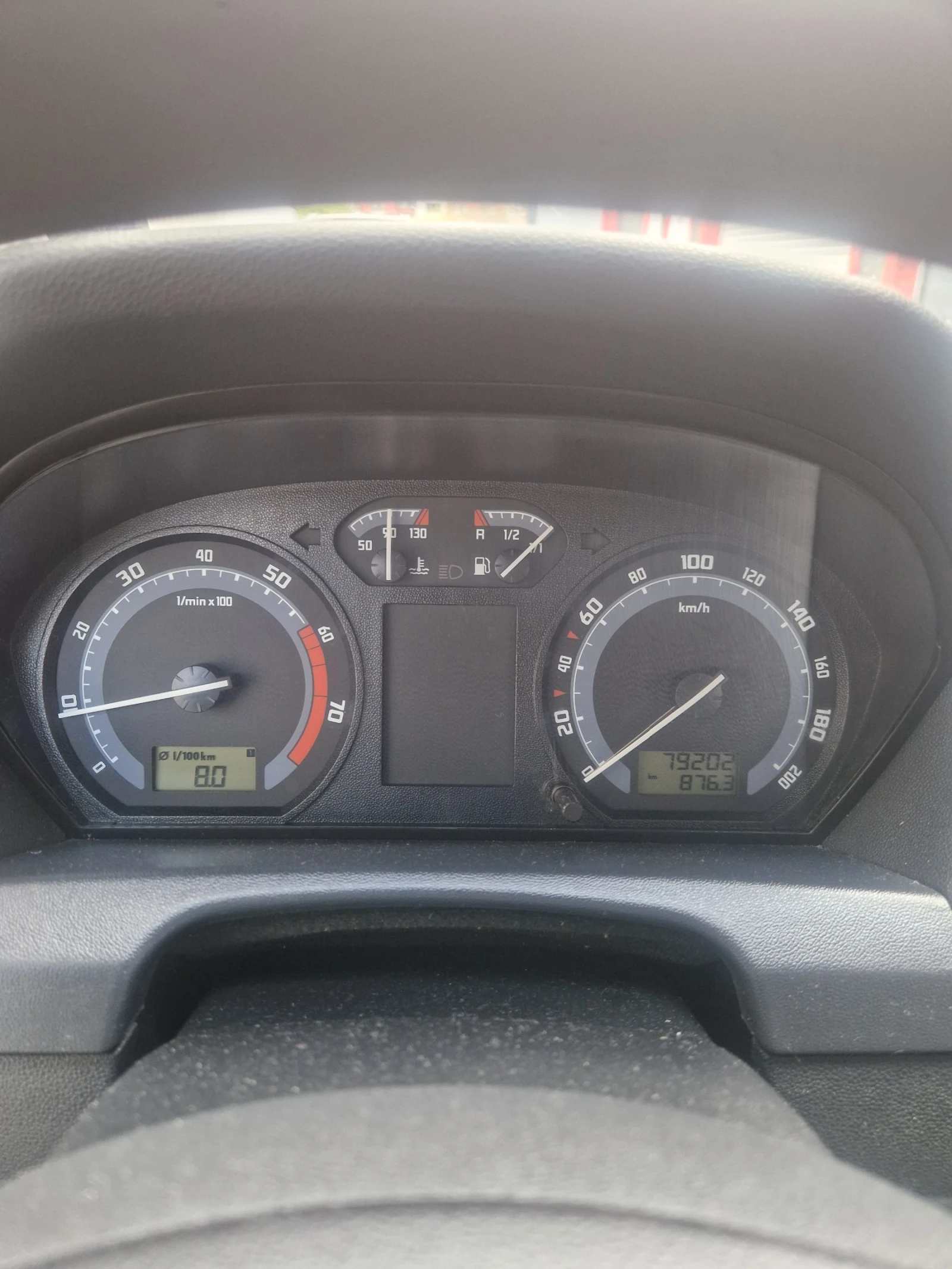 Skoda Fabia ЧИСТО НОВА , снимка 9 - Автомобили и джипове - 54294047