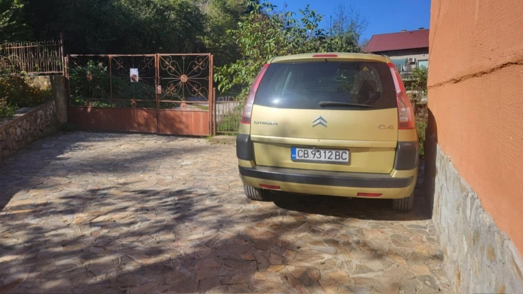 Citroen Grand C4 Picasso, снимка 2 - Автомобили и джипове - 54835599