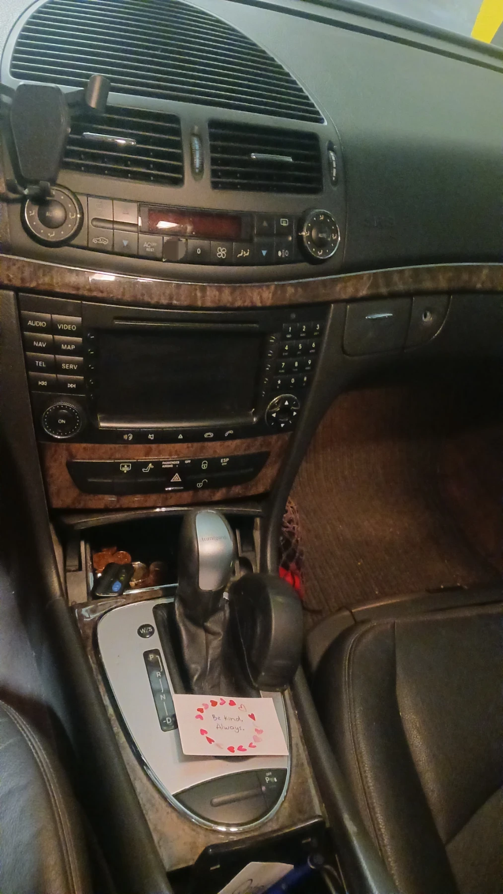 Mercedes-Benz E 270, снимка 6 - Автомобили и джипове - 54899275