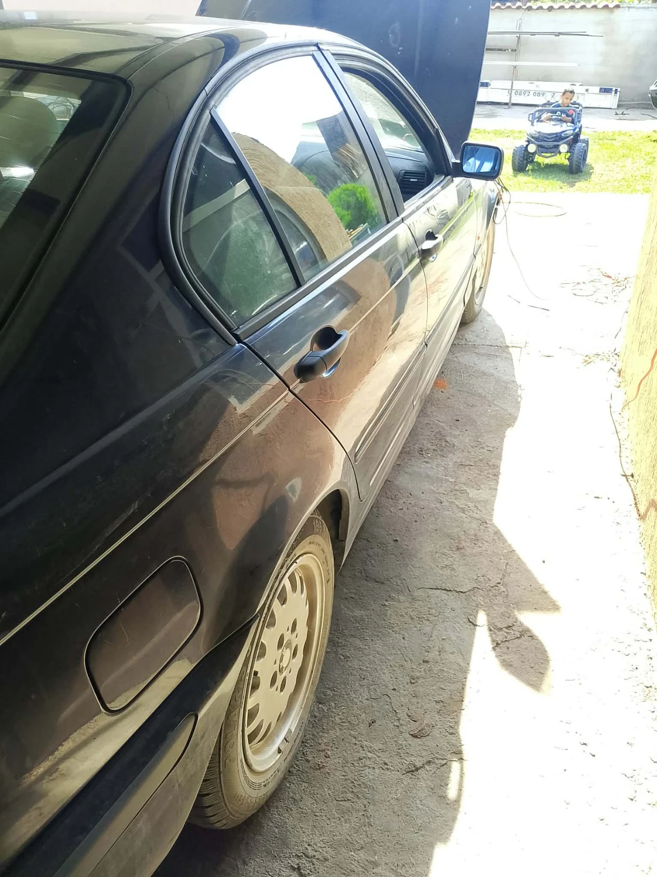 BMW 320, снимка 6 - Автомобили и джипове - 54982388
