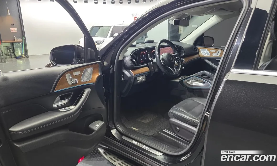Mercedes-Benz GLE 450 4MATIC AMG PACK| DISTRONIC| BURMESTER| HUD| ОБДУХ, снимка 5 - Автомобили и джипове - 55051172
