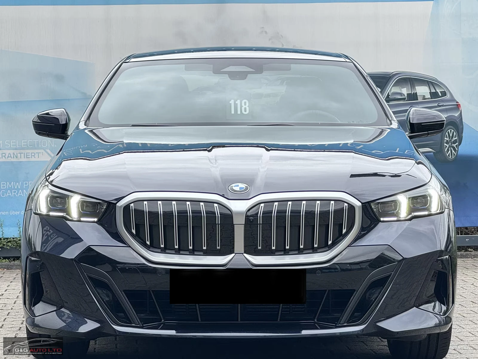 BMW 520 d/190HP/xDRIVE/SPORT/ОБДУХВАНЕ/H&K/360/PANO/666z, снимка 2 - Автомобили и джипове - 55484555