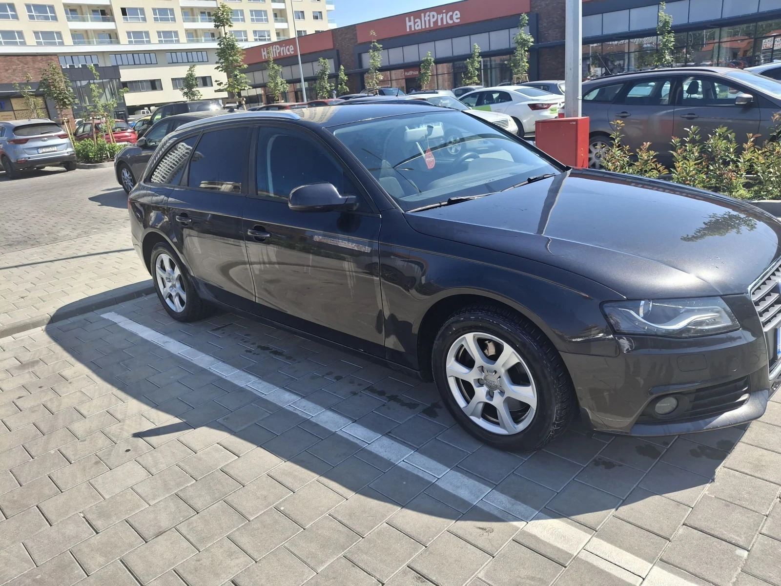 Audi A4, снимка 3 - Автомобили и джипове - 55643667