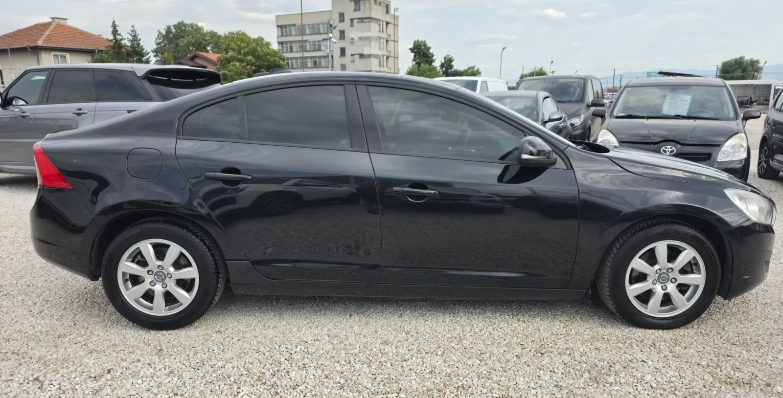 Volvo S60 2.0/136 коня, снимка 4 - Автомобили и джипове - 55666731