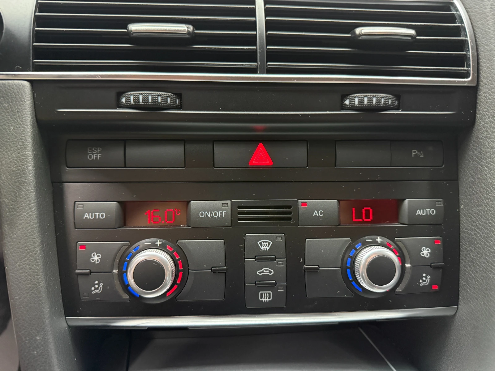 Audi A6 Facelift 3.0tdi 239 к.с., снимка 11 - Автомобили и джипове - 55725601